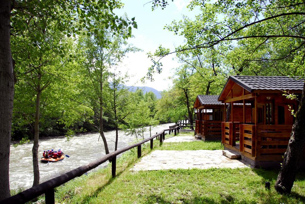 Camping Noguera Pallaresa Sort Exterior foto